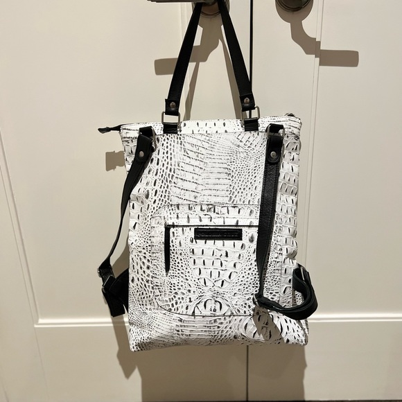 Polonia Cruz Leather Bag / Backpack. White With Black - Picture 1 of 15